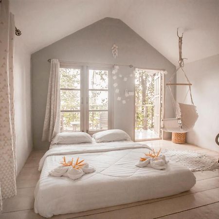Cozy Huts Hotel Trat Bagian luar foto