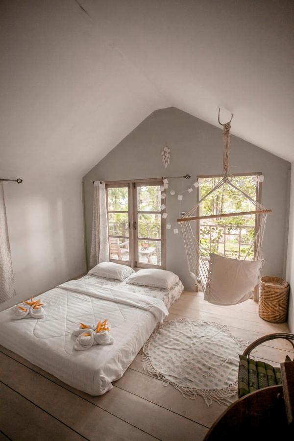 Cozy Huts Hotel Trat Bagian luar foto